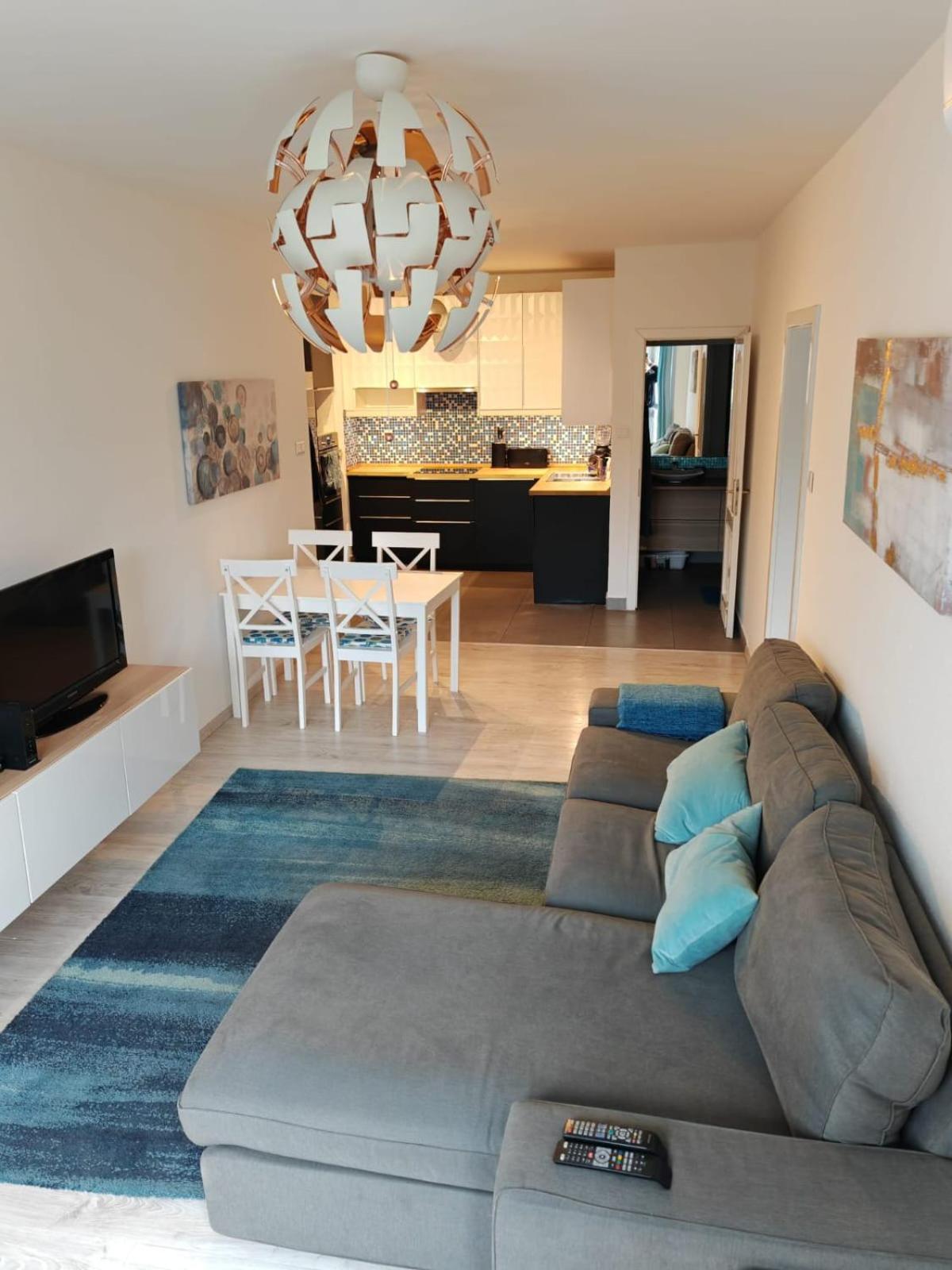 Skylark Cozy Bigger Apartment Budapeste Exterior foto